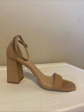 Steve Madden Tan Block Heel Ankle Strap Sandal